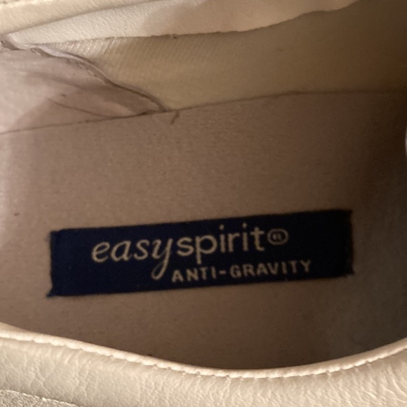 Easy Spirit Anti-gravity white shoes tie strings side logo excellent condition - Picture 4 of 9